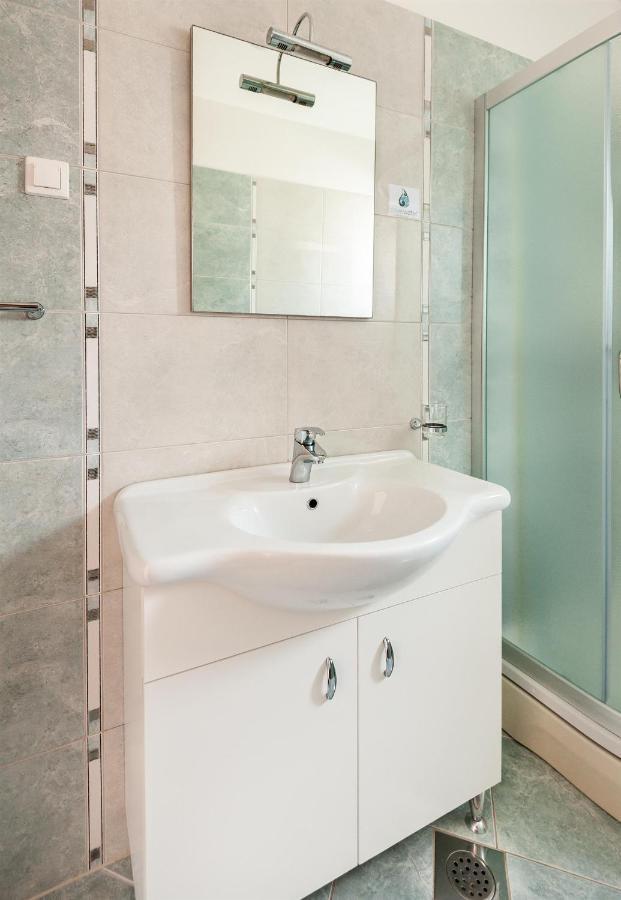 טרוגיר Apartments Lumaduma מראה חיצוני תמונה