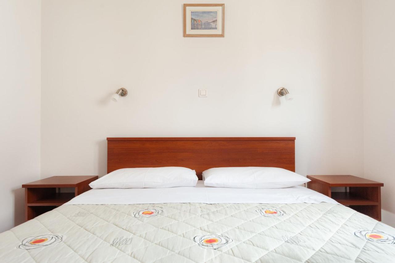 טרוגיר Apartments Lumaduma מראה חיצוני תמונה
