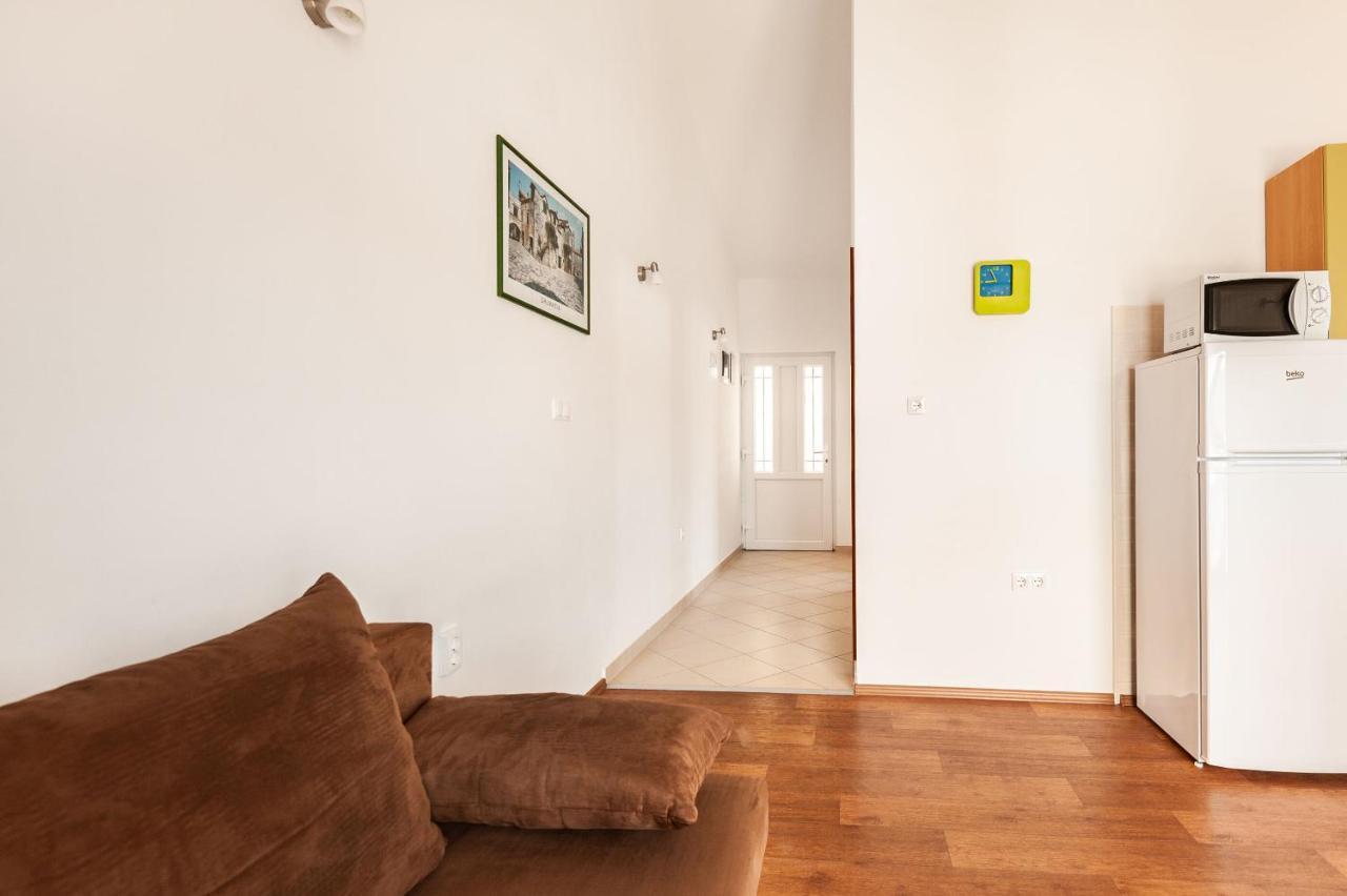 טרוגיר Apartments Lumaduma מראה חיצוני תמונה